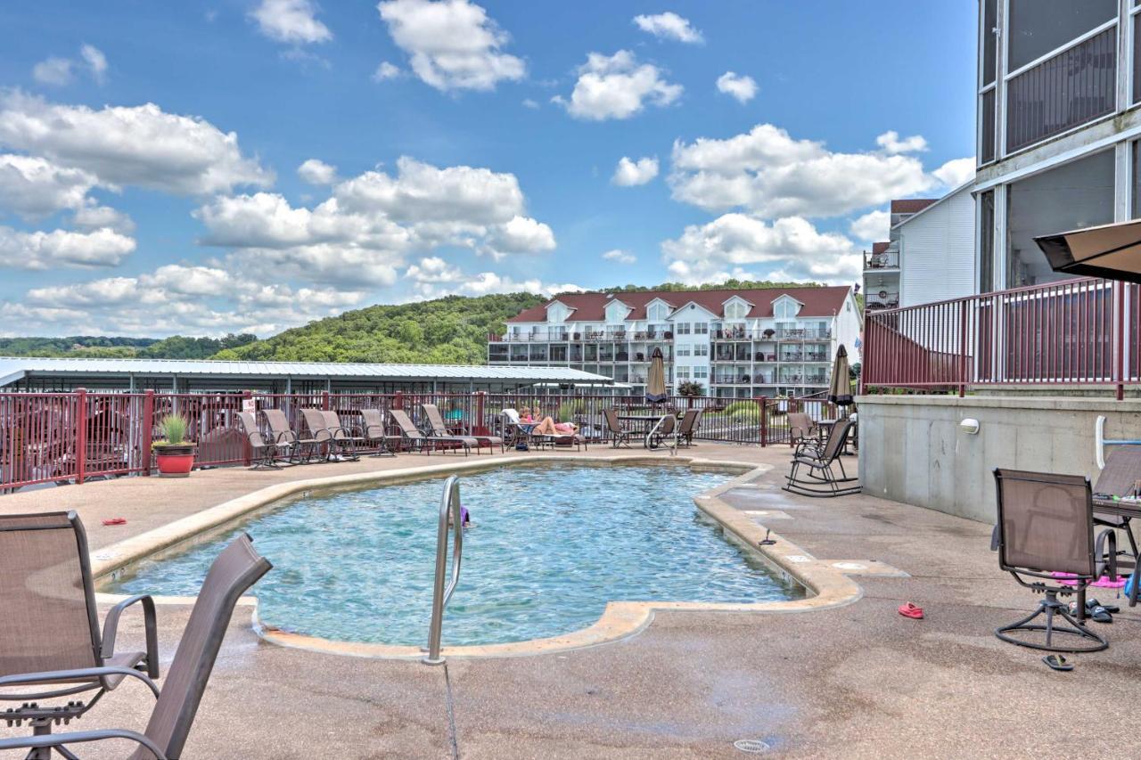 The Lake Escape With Balcony And Pool Access! Camdenton Zewnętrze zdjęcie